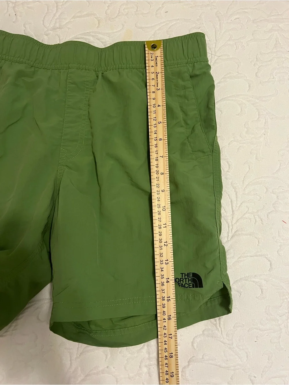 The North Face FlashDry Men’s Green Nylon Pull On Athletic Shorts size M
